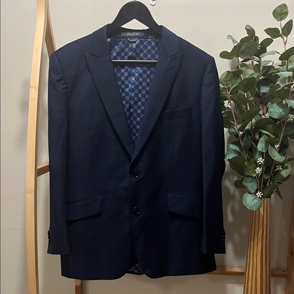 Indochino Elegant Navy Blazer for Men